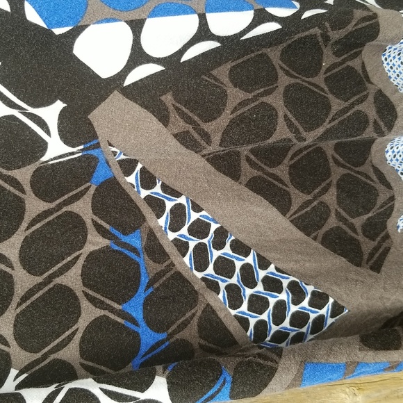 Chico's Size 3 GEOMETRIC Print 3X Top Blouse - Picture 3 of 5